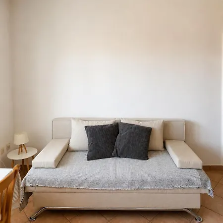 Apartament Bura *